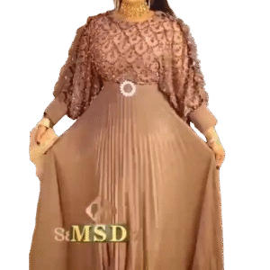 Robe Ébène Brodée de Perles